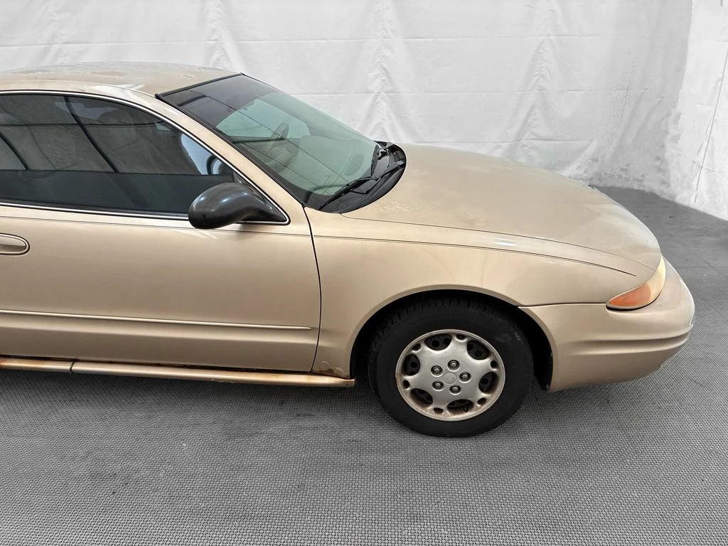 2004 Oldsmobile Alero GL1 - Photo 7