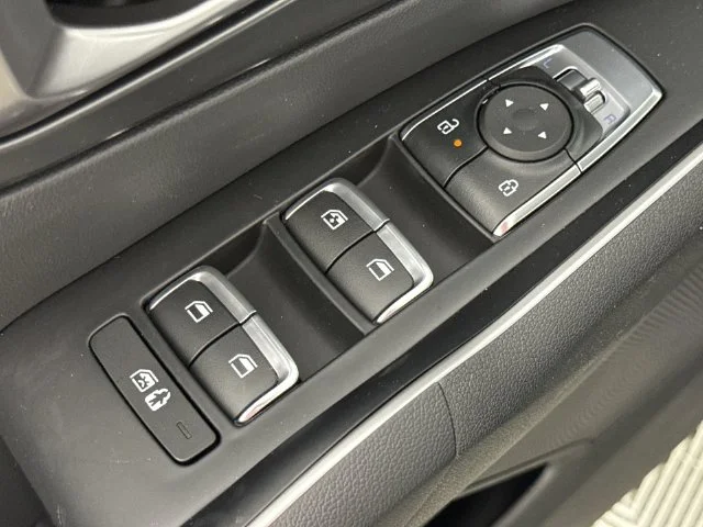 2026 Kia Sorento EX - Photo 13