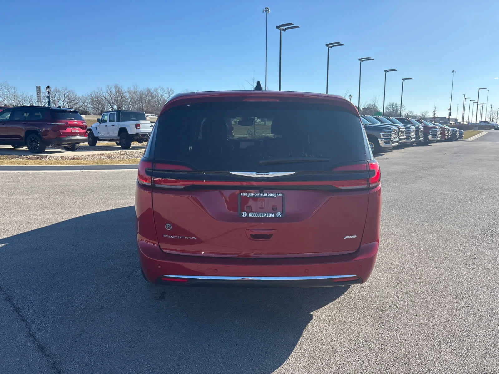 New 2026 Red Hot Pearl-Coat Exterior Paint Chrysler Select image 8