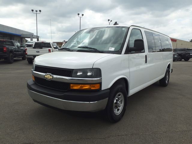 2020 Chevrolet Express 3500 LT Extended's photo