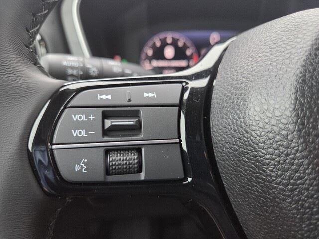 Used 2026 Crystal Black Pearl Honda EXL image 13