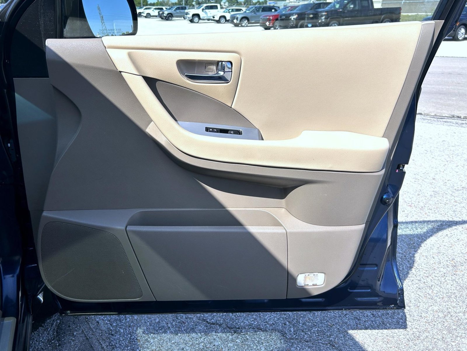 Used 2007 Blue Nissan SL image 15