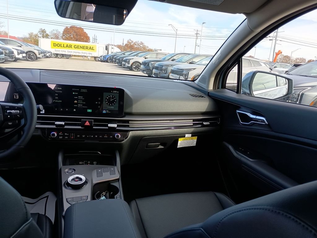 2026 Kia Sportage EX Hybrid - Photo 11