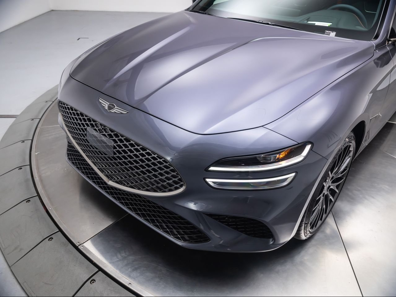 New 2026 Ceres Blue Genesis 3.3T PRESTIGE GRAPHITE image 9