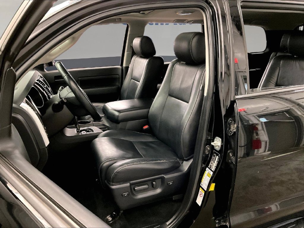 Used 2018 Black Toyota TRD Sport image 29