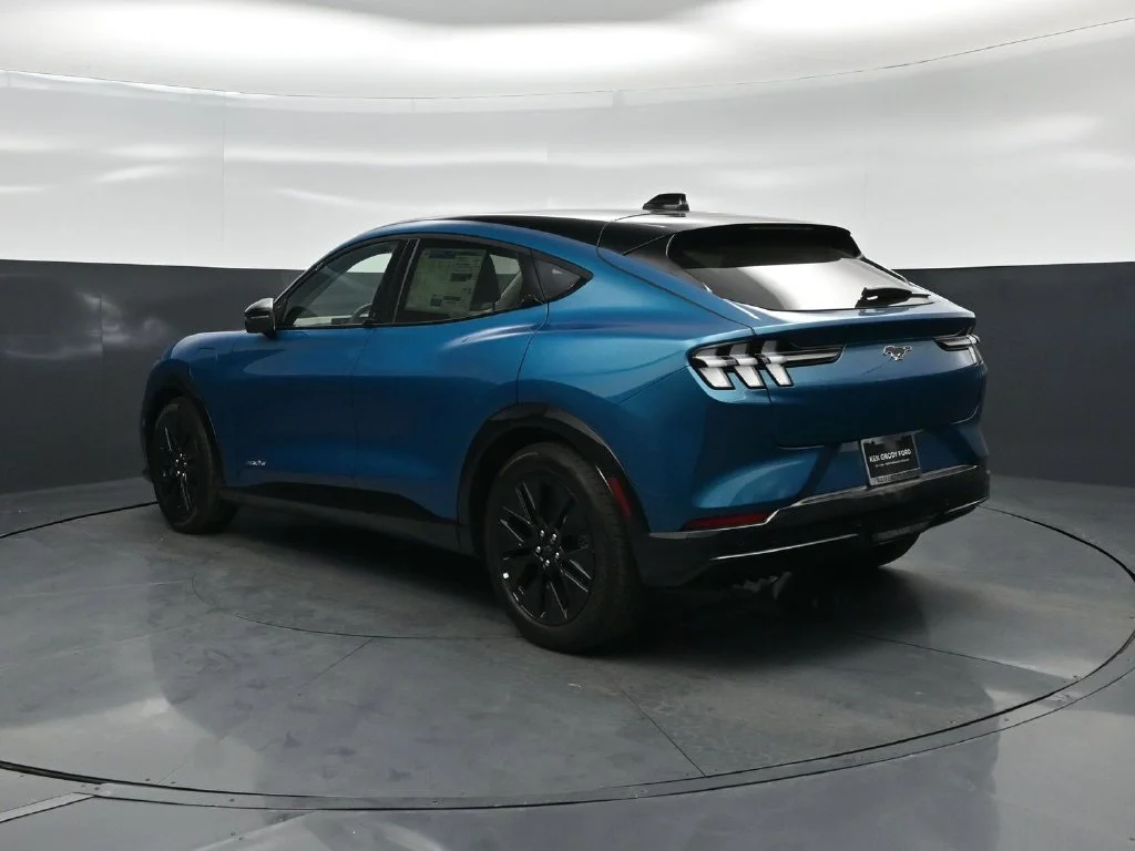 New 2026 Adriatic Blue Metallic Ford Premium image 6