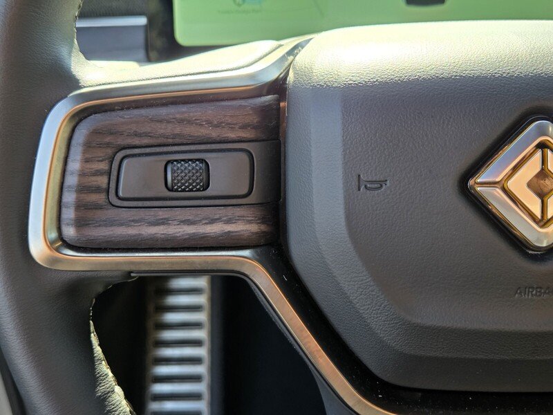 Used 2024  Rivian Adventure image 29