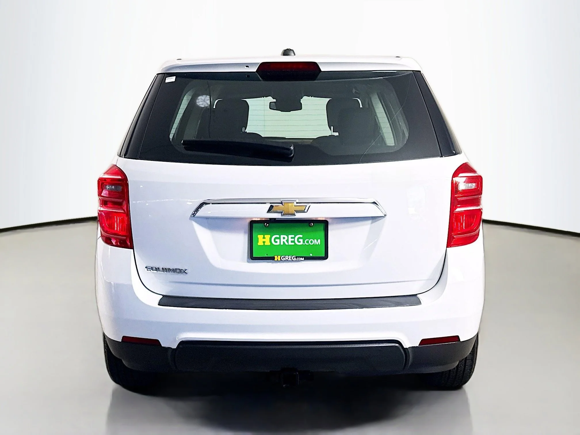 Used 2017 Summit White Chevrolet LS image 6