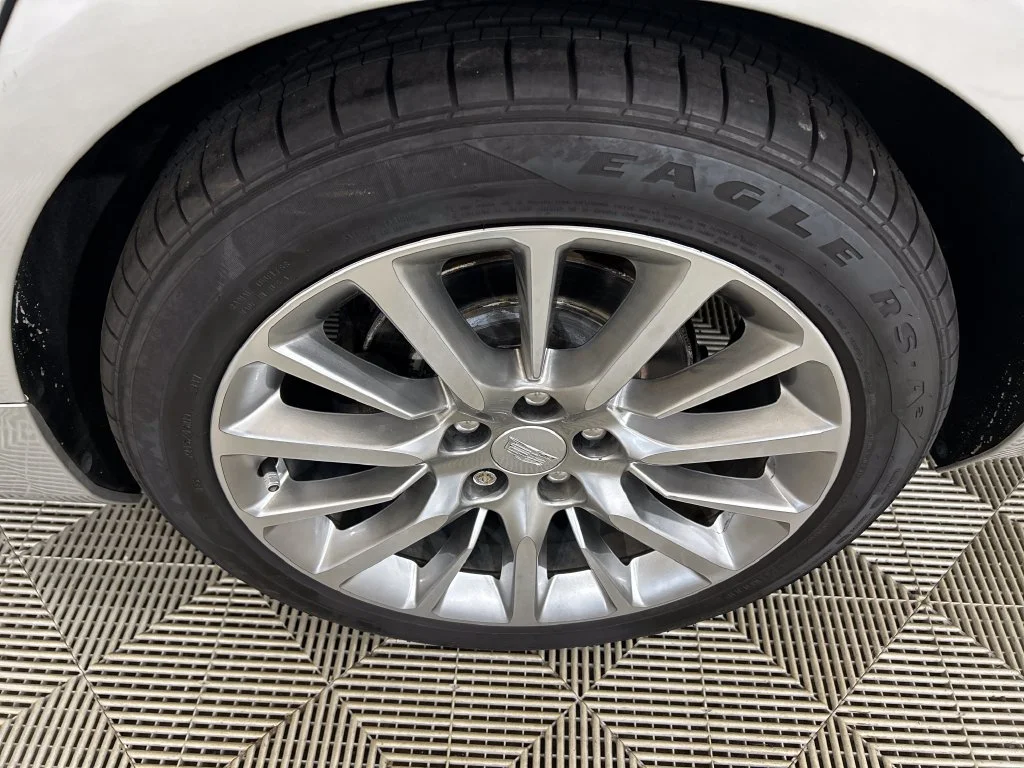 Used 2018 Silver Cadillac 3.6L Luxury image 10