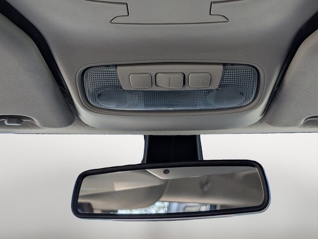 Used 2021 Frozen White Ford XL image 30