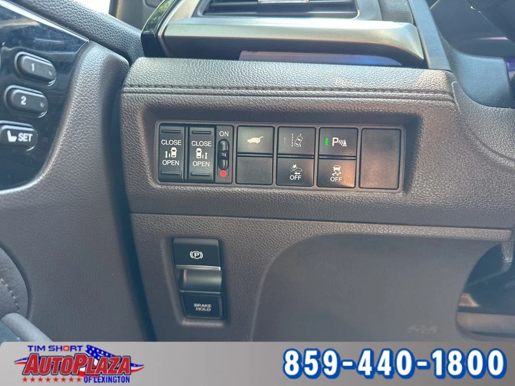 Used 2020 Silver Honda Elite image 25