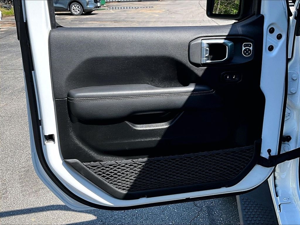 Used 2023 Bright White Clearcoat Jeep Sahara 4xe image 9