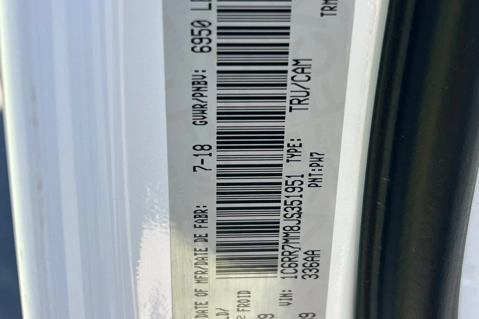 Used 2018 White Ram Sport image 25