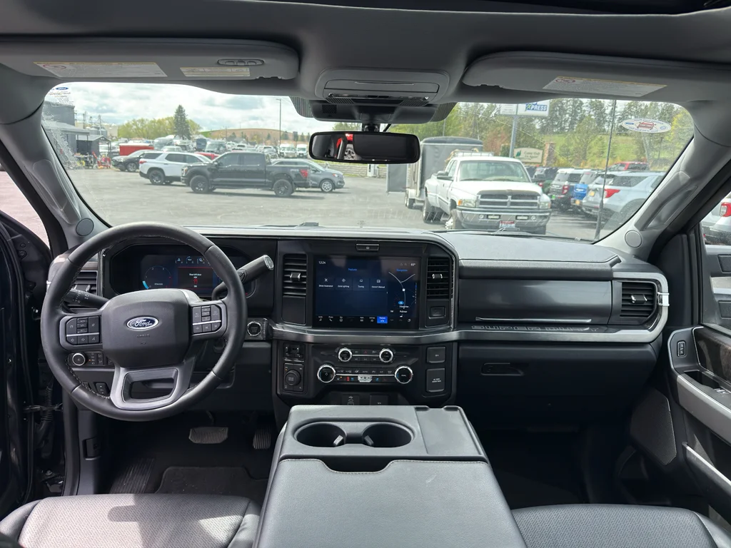 Used 2025 Antimatter Blue Metallic Ford LARIAT image 20