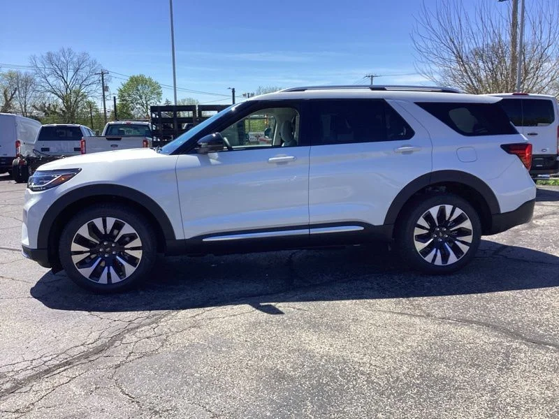 New 2026 White Ford Platinum image 5