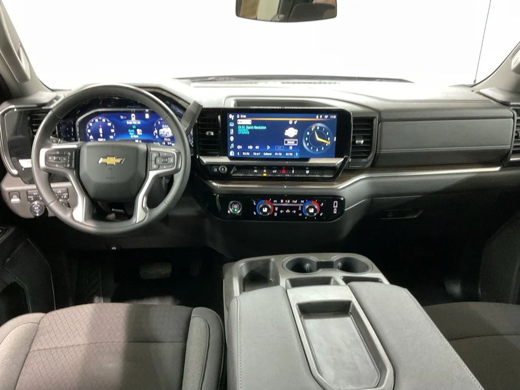 Used 2023 Bronze Metallic Chevrolet LT image 6