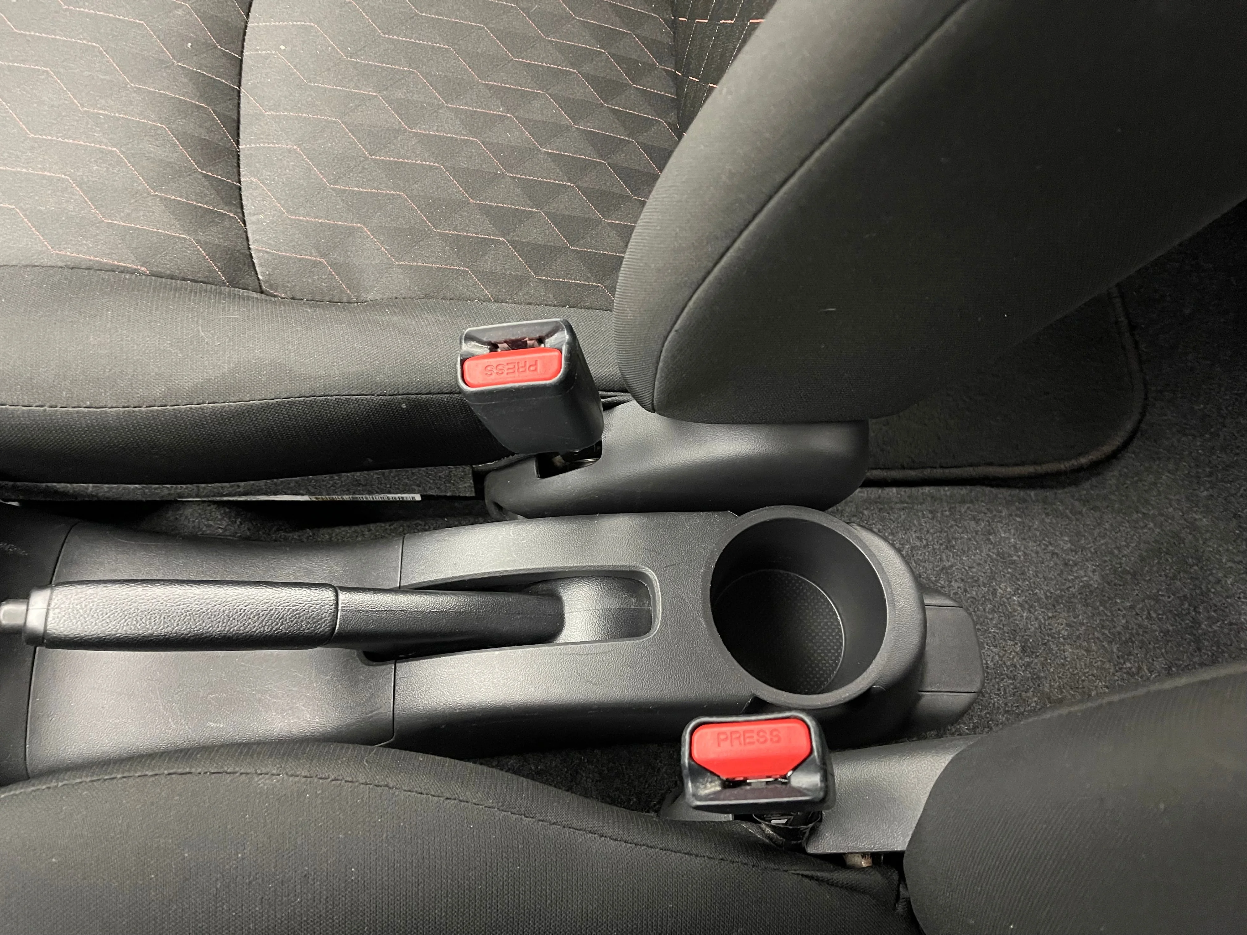 Used 2024 Silver Mitsubishi ES image 25