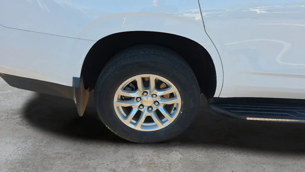 Used 2022 White Chevrolet LT image 21
