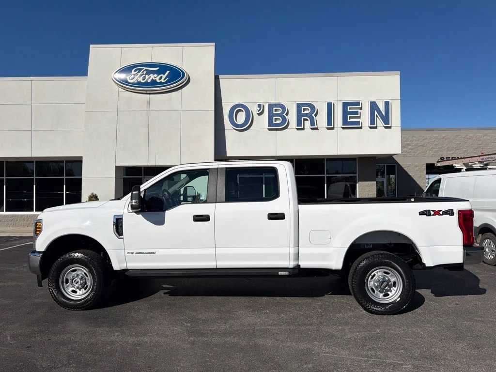 Used 2019 Oxford White Ford XL image 2