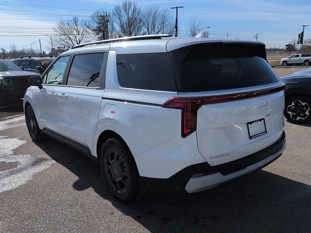 New 2026 Snow White Pearl Kia EX image 5