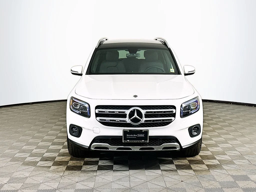 Used 2023 White Mercedes-Benz GLB 250 image 2