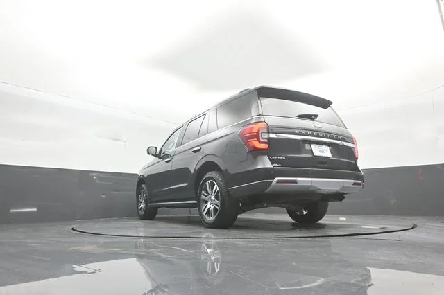 Used 2022 Gray Ford Limited image 37