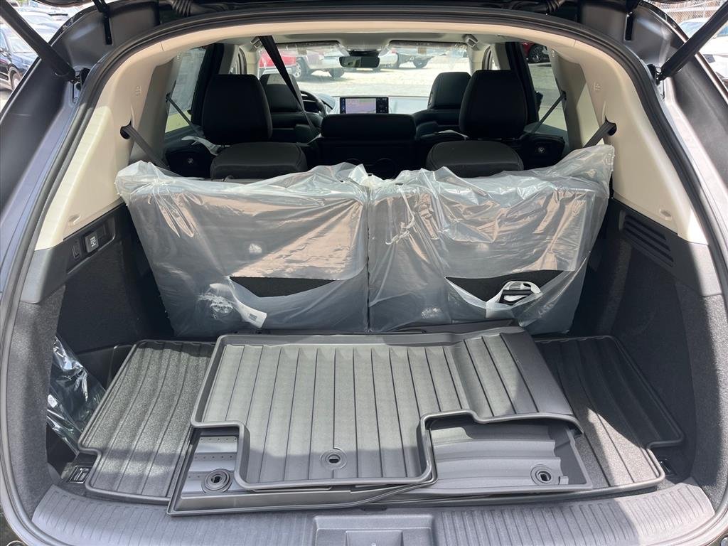 New 2026 Majestic Black Pearl Acura Base SH-AWD image 5