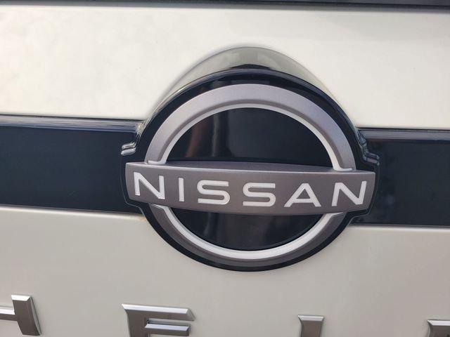 Used 2025 White Nissan SV image 10