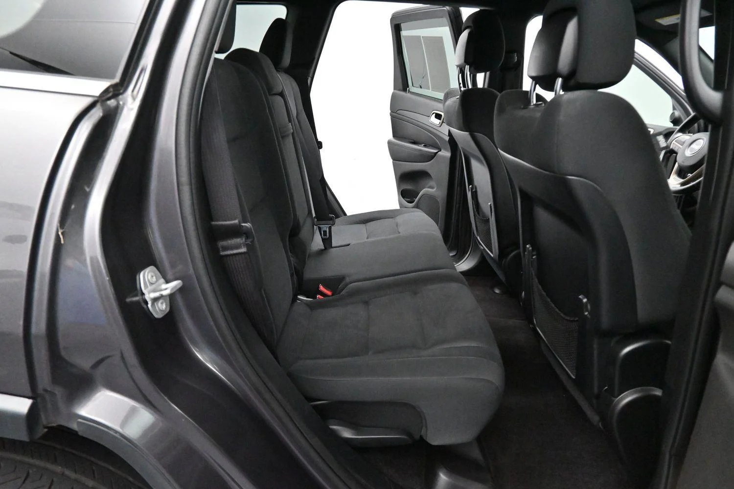 Used 2016  Jeep  image 27