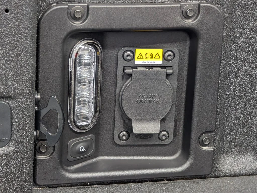 New 2026 Carbonized Gray Metallic Ford XLT image 20