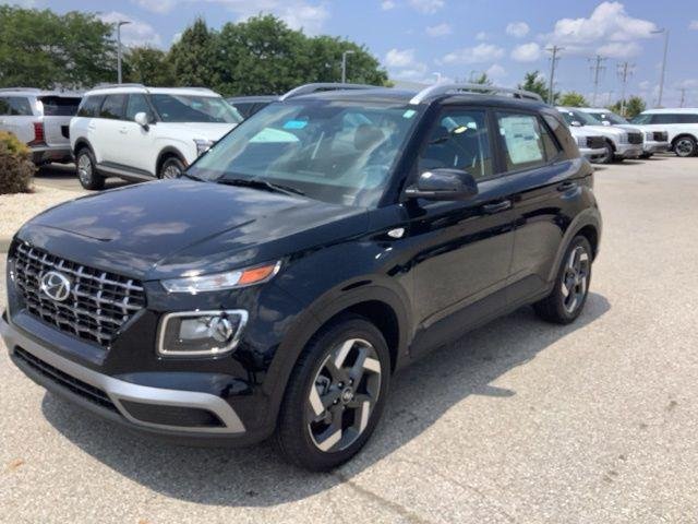 New 2026 Onyx Black Hyundai SEL image 1