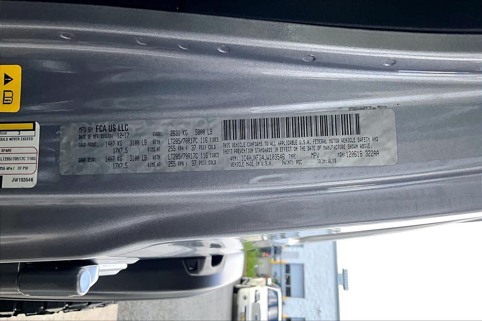 Used 2018 Billet Silver Metallic Clearcoat Jeep Rubicon image 31