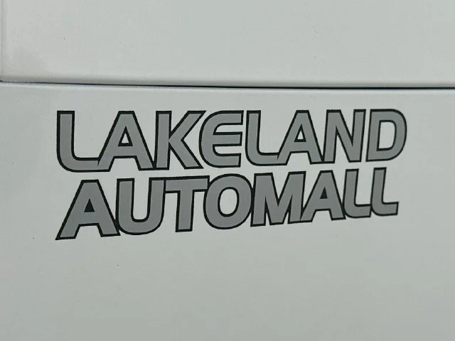 New 2027 White Hyundai Blue SEL Premium image 28