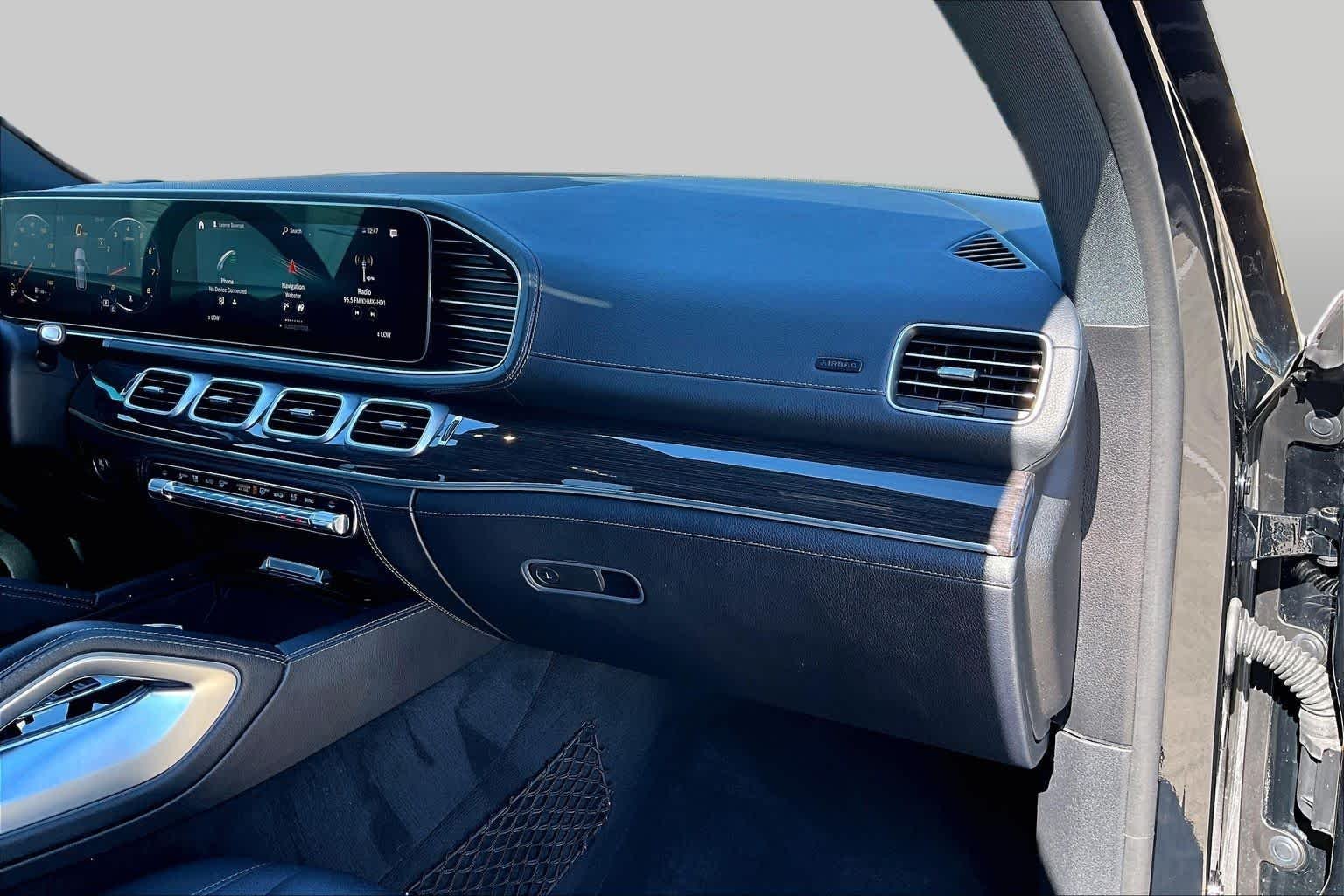 Used 2020 Black Mercedes-Benz GLE 350 image 17