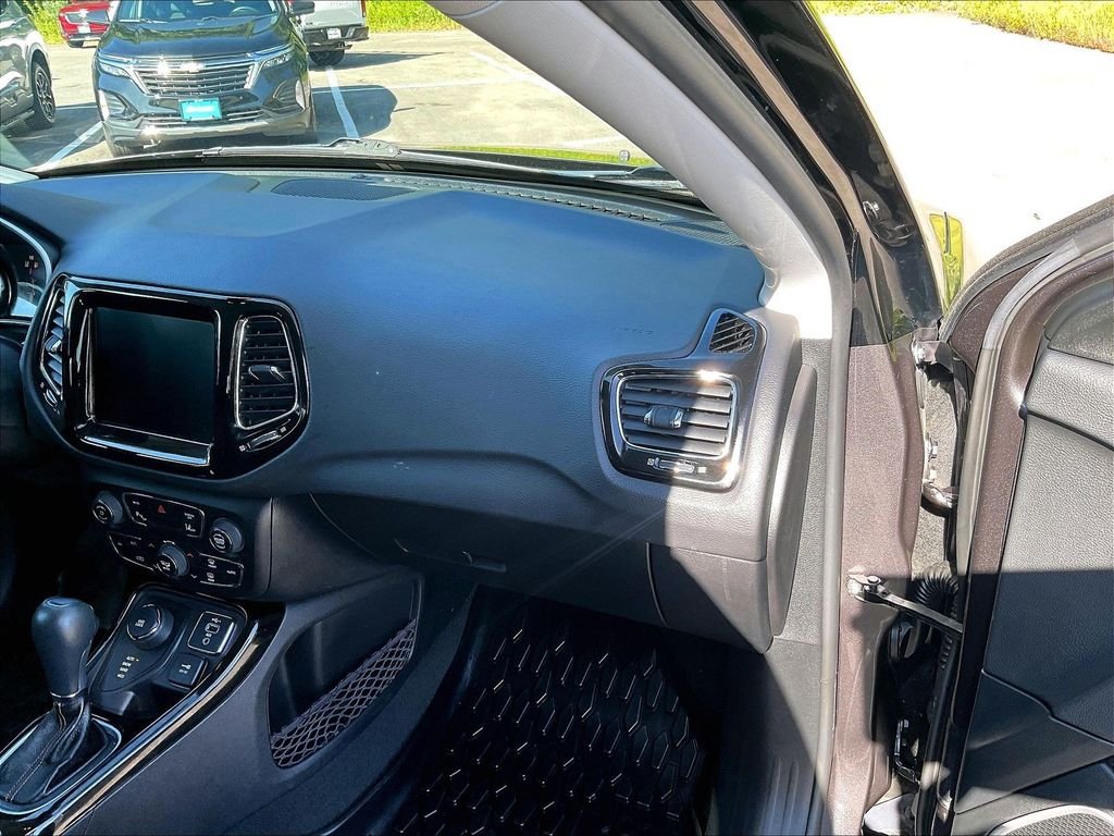 Used 2021 Gray Jeep Limited image 13