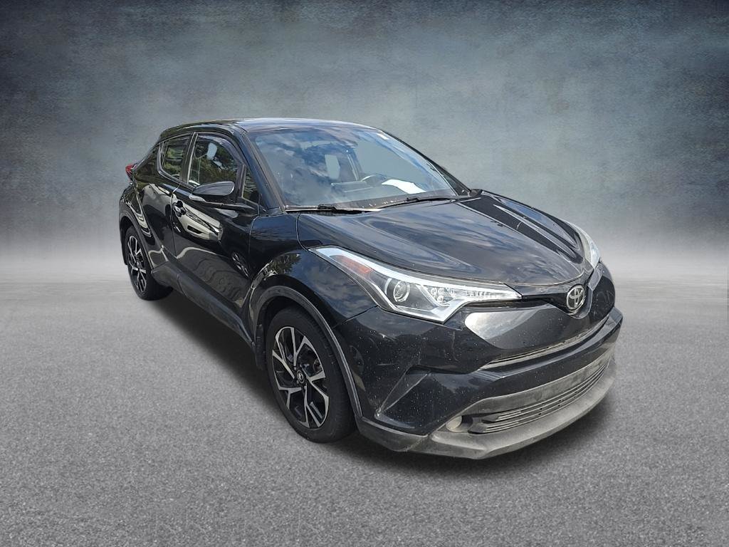 Used 2018 Black Sand Pearl Toyota XLE Premium image 2