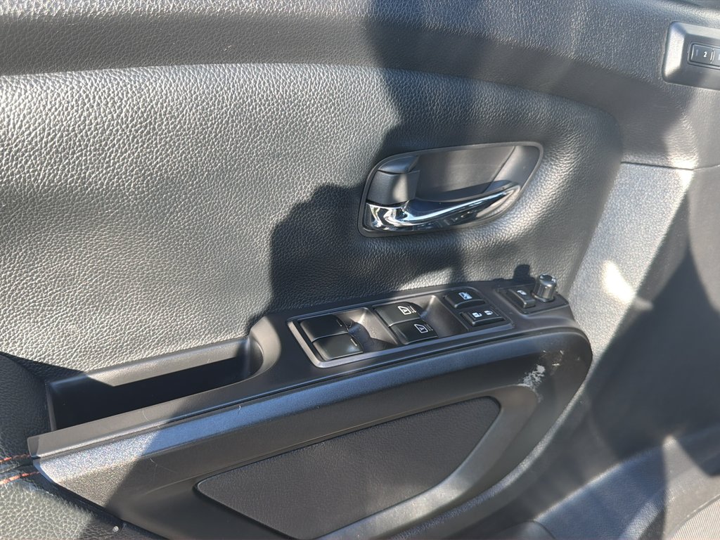 Used 2021 White Nissan PRO-4X image 30