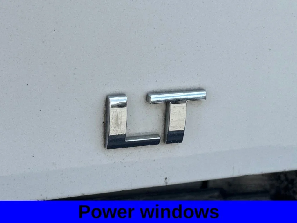 Used 2013 Summit White Chevrolet LT image 5