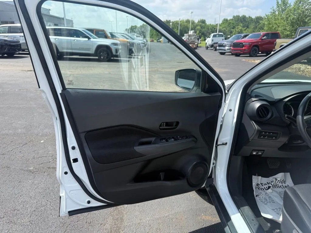Certified Used 2023 White Nissan S image 11