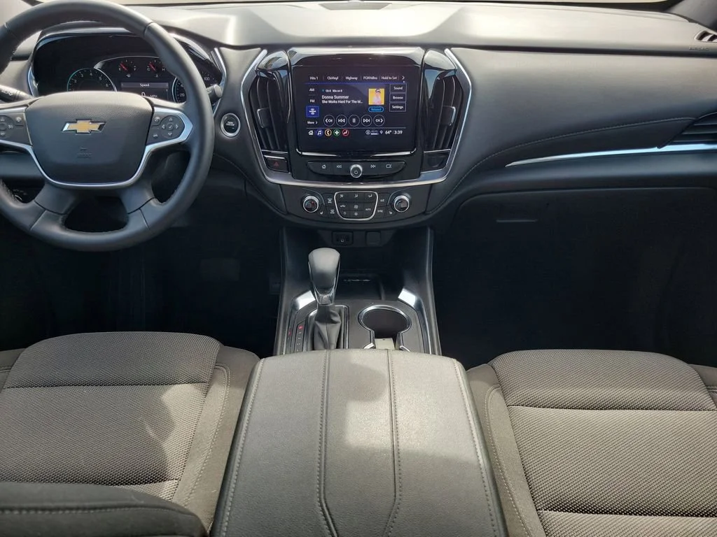 2023 Chevrolet Traverse 1LT - Photo 16