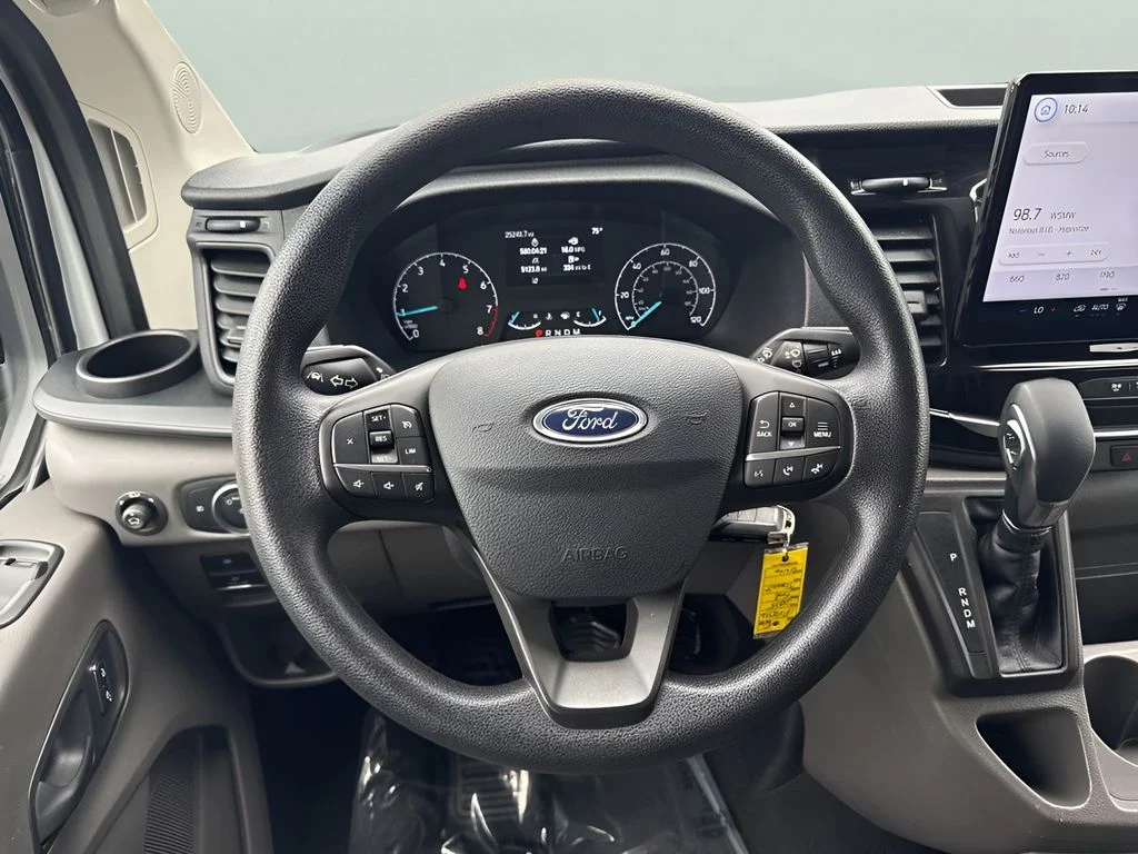 Used 2025 White Ford XLT image 13