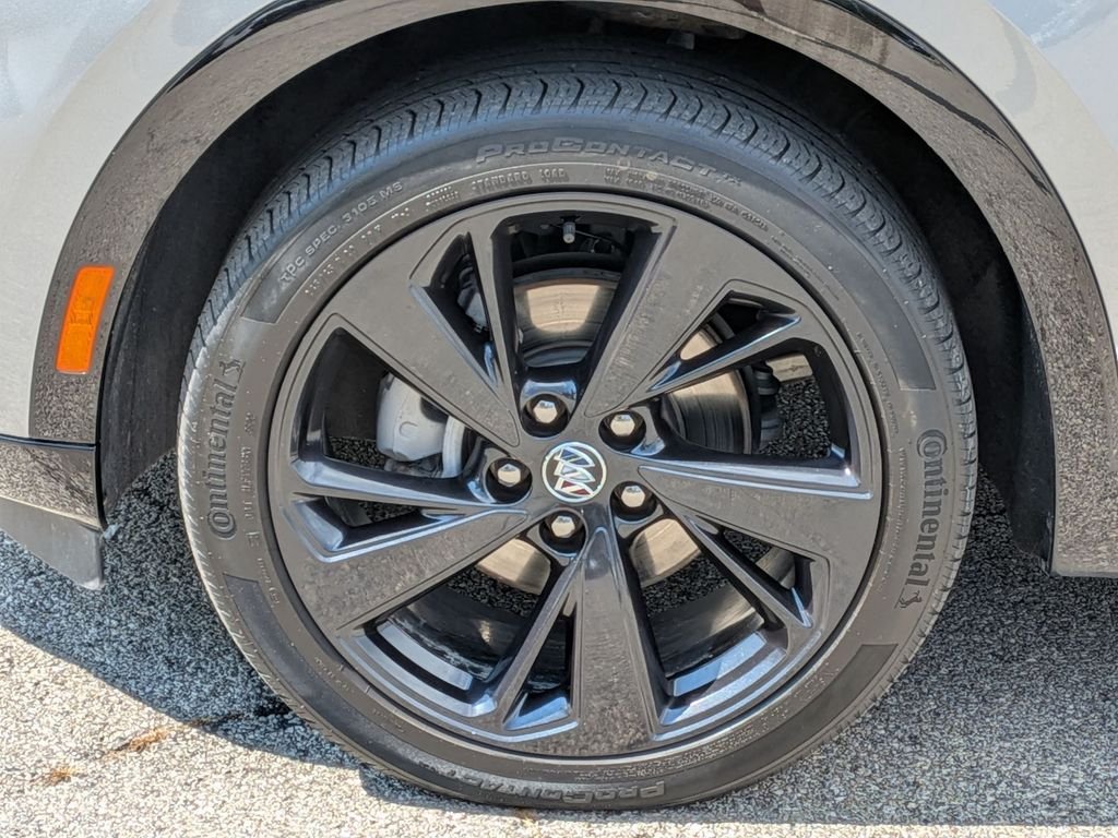Used 2023 Gray Buick Preferred image 14
