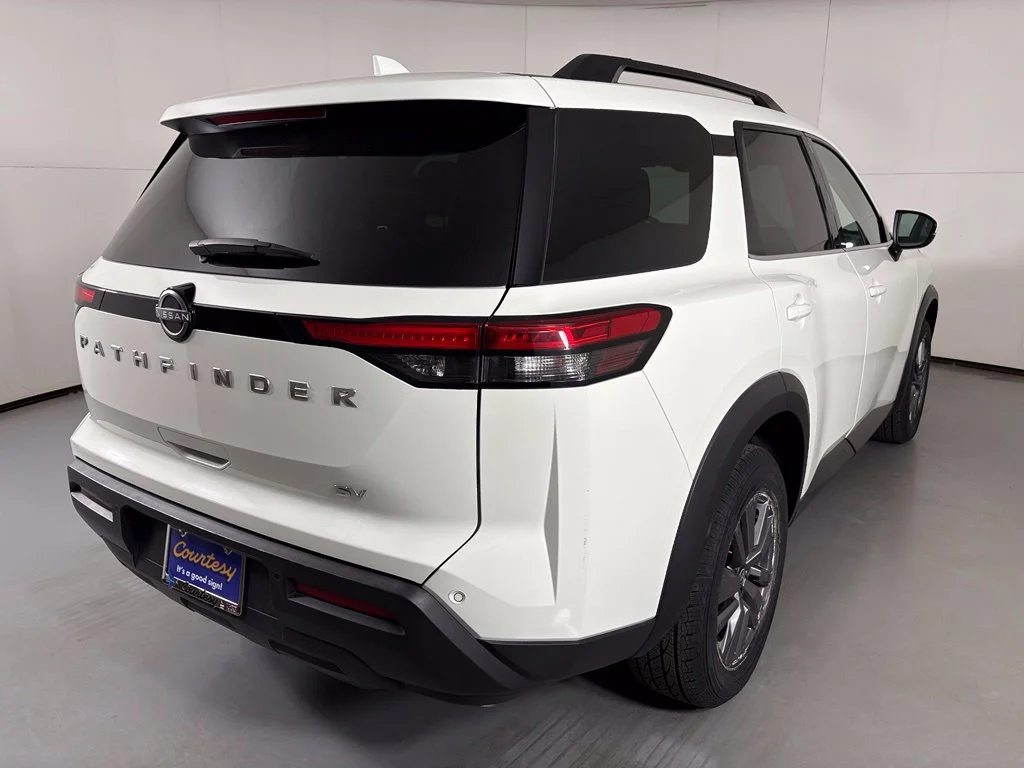 Used 2024 White Nissan SV image 8