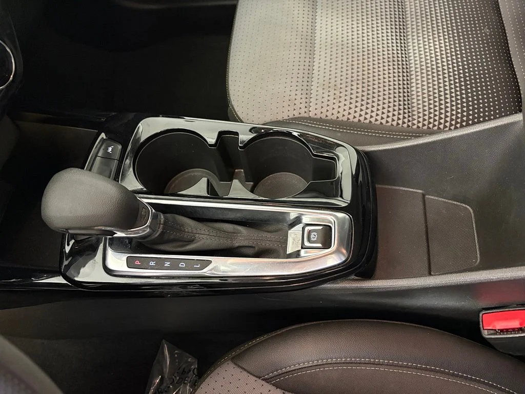 Used 2025 Gray Chevrolet LT image 29