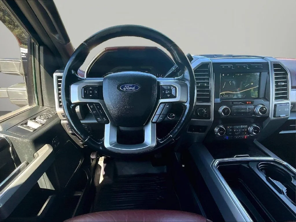 Used 2019 Black Metallic Ford Platinum image 11
