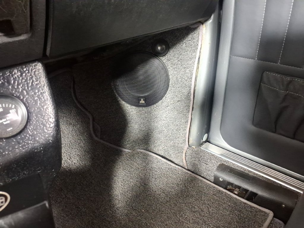 Used 1973  Volkswagen  image 22