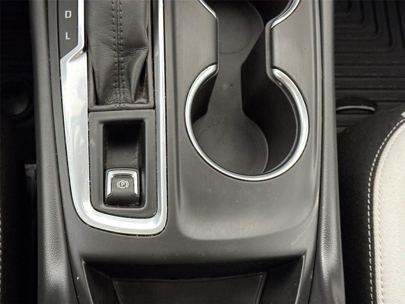 Used 2020 Midnight Blue Metallic Chevrolet LS image 25