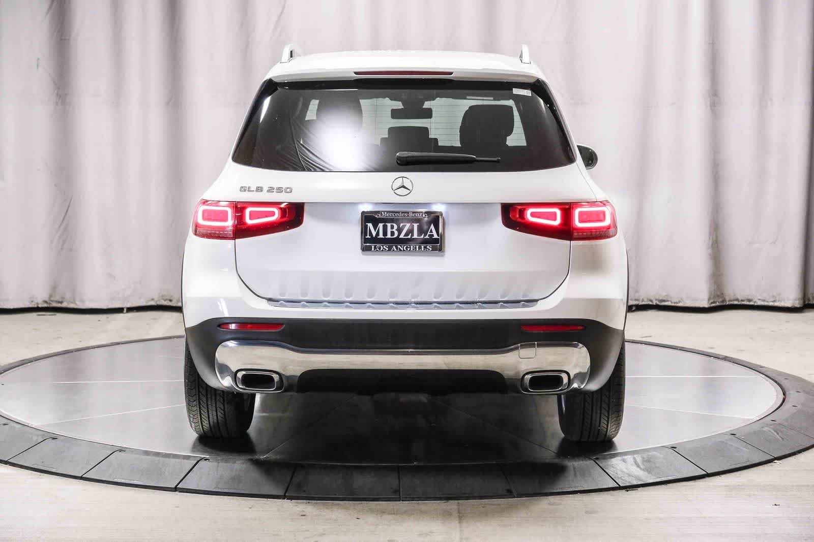 Certified Used 2021 Polar White Mercedes-Benz GLB 250 image 3
