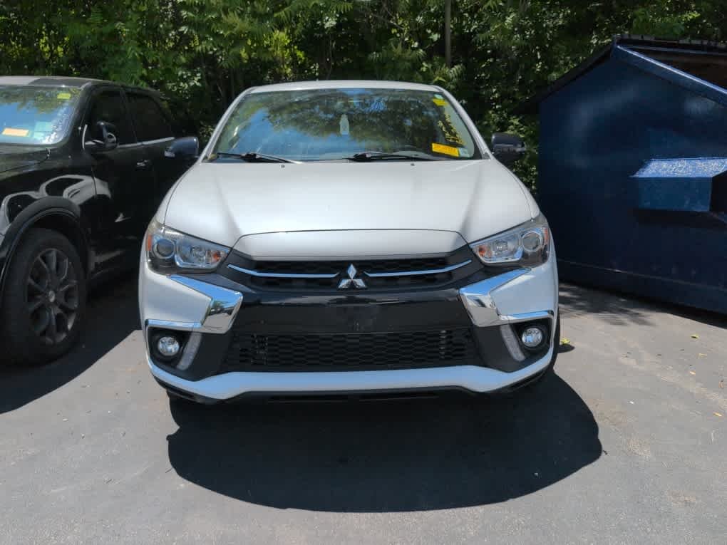 Used 2019 Pearl White Mitsubishi LE 2.0 image 2