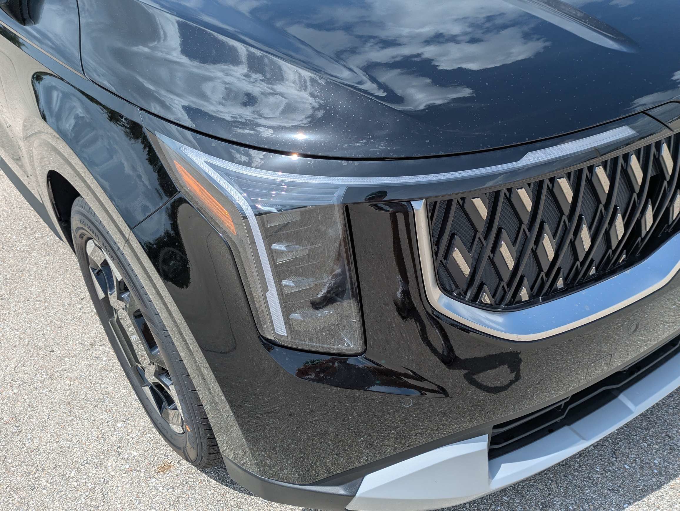 New 2026 Aurora Black Pearl Kia EX image 10